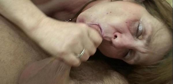  Horny guy fucks her old hairy cunt